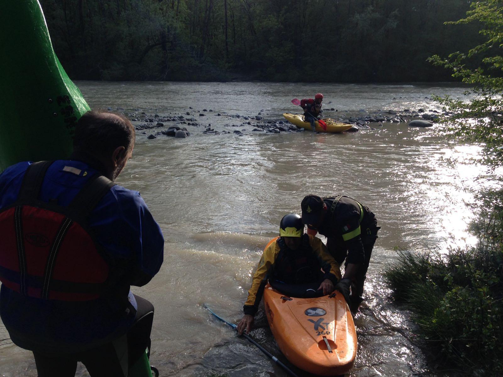 Pavullo, canoisti tratti in salvo nello Scoltenna 