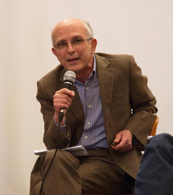 Rossi presenta libro di Frosini