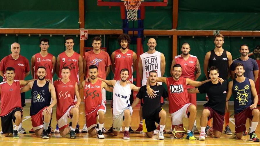 Pallacanestro si gioca la salvezza