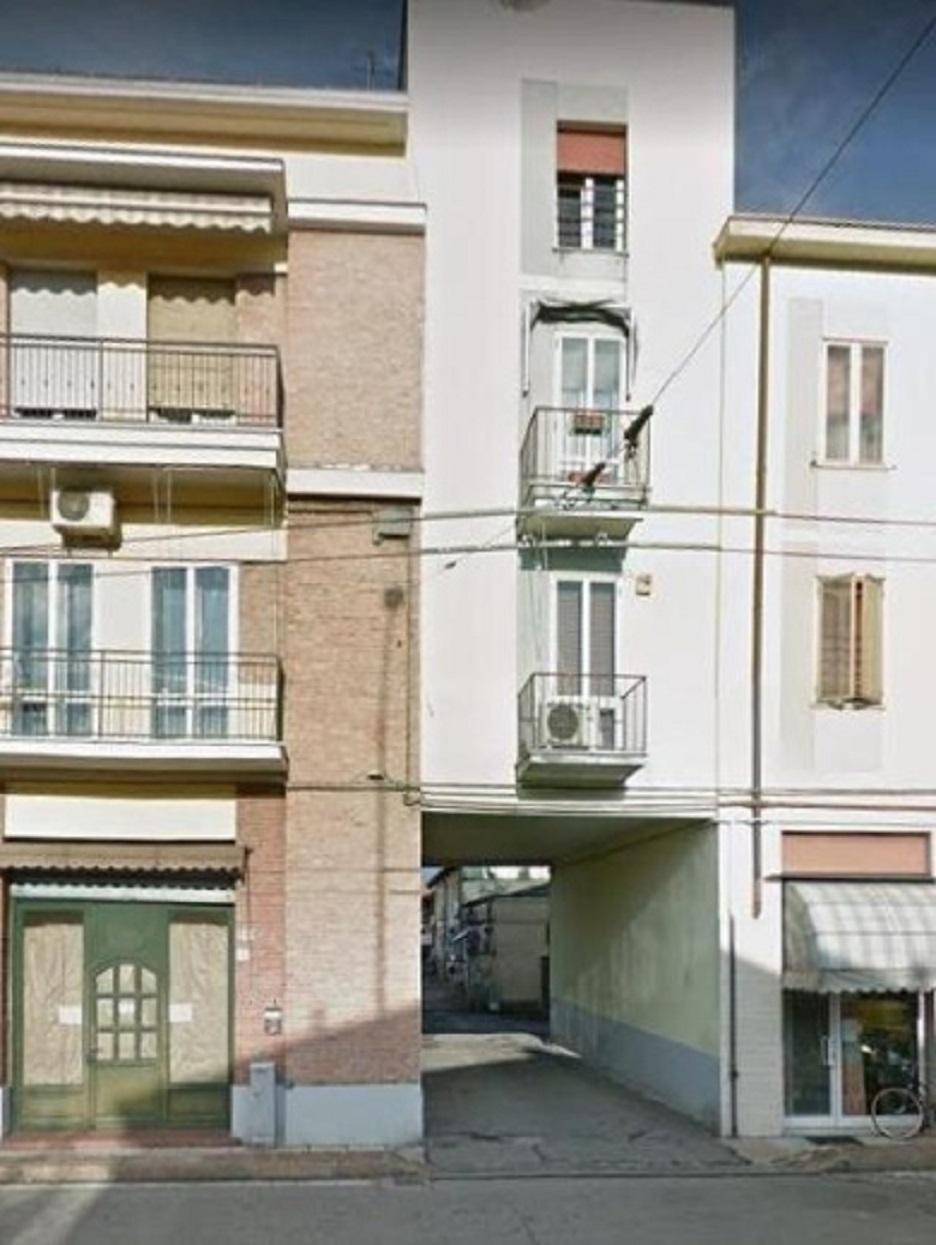 Discoteca in condominio, rivolta alla Sacca di Modena