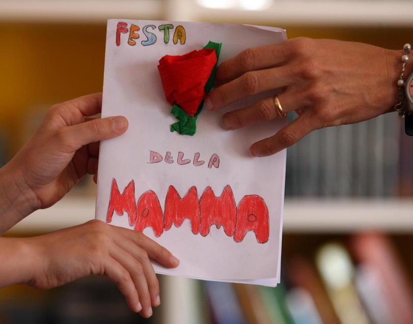 Al Castello i bambini festeggiano la mamma 