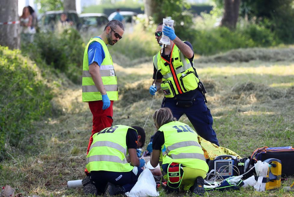 Frontale tra auto, due feriti gravi 