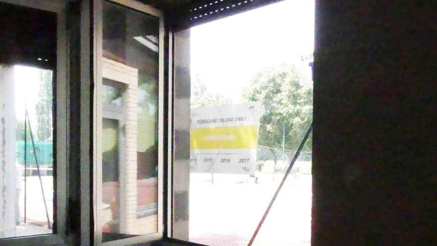 Al Cus razzia fotocopia, divelta una finestra Sparite anche le offerte a favore dell’Ado