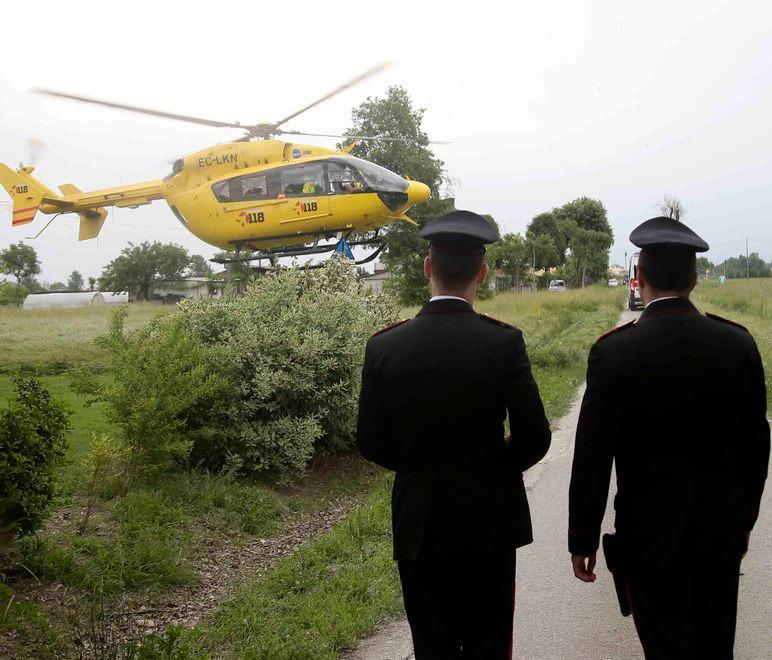Anziano travolto dal suo trattore in sosta 
