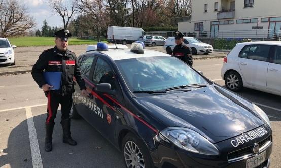 Derubata mentre fa rifornimento 