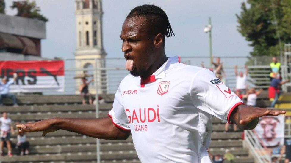 Mbakogu ai saluti col Carpi Va al Leeds per 3,5 milioni