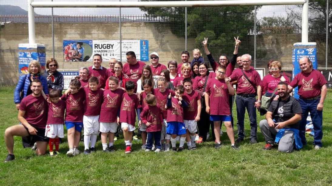 I bimbi imparano a fare squadra, una grande mano arriva dal rugby