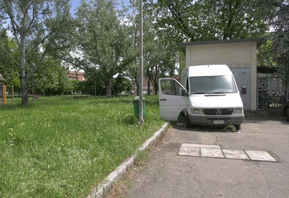 Modena. Gli affari di droga? Alla Madonnina si fanno  dentro al furgone 