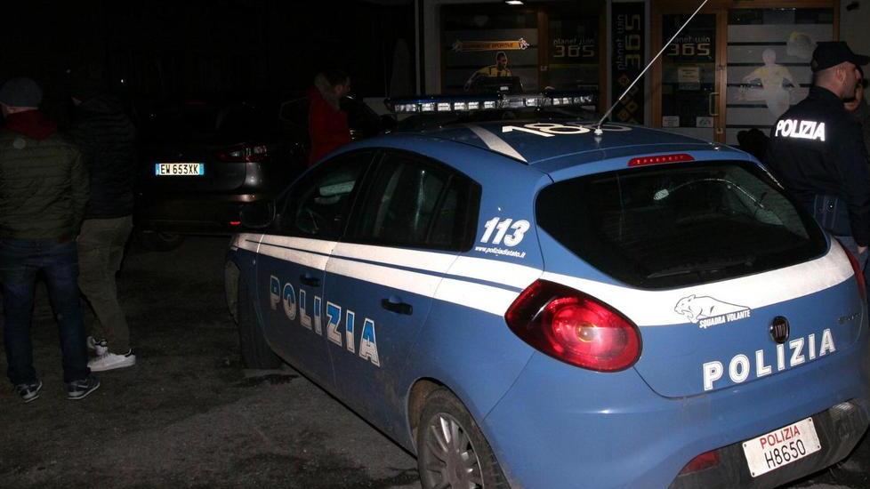 Anziano rapinato in casa da due malviventi mascherati