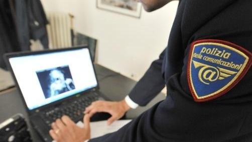 Minore adescata sul web per atti di autolesionismo