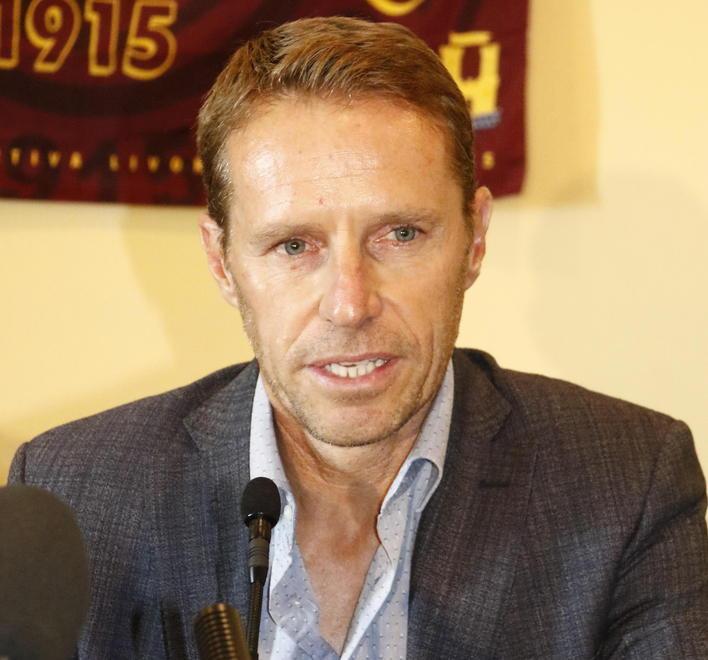 Tre uomini e il mercato amaranto, ora i ruoli vanno definiti 