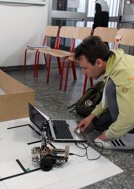 Minirobot nell’arena studenti-inventori a colpi di tecnologia 