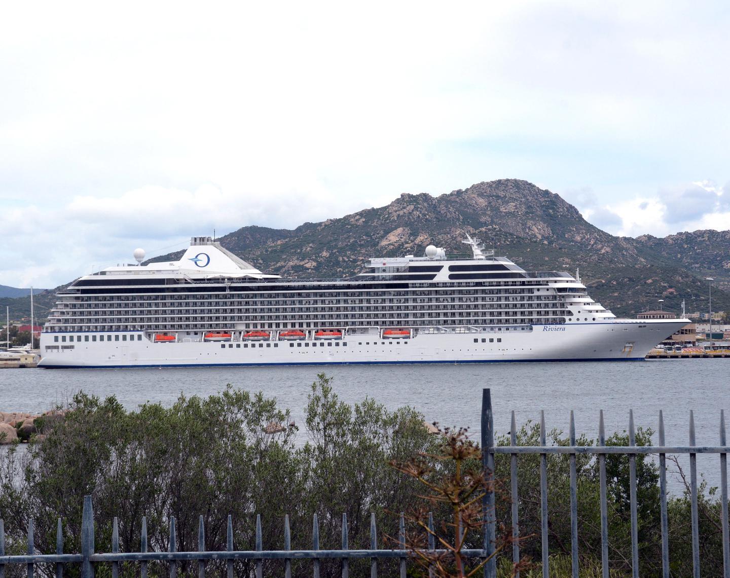 All’Isola Bianca il gigante “Riviera”