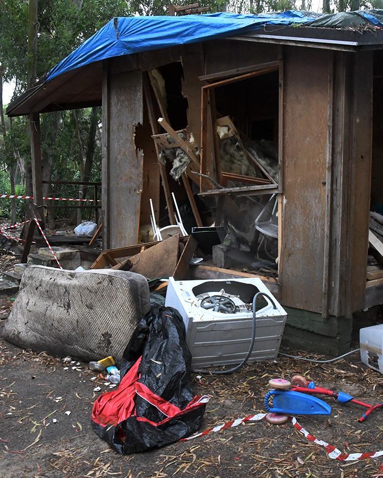 Abusivi al camping di Torregrande, il Comune aziona le ruspe