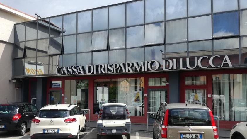 Bpm chiude lo sportello nel centro commerciale