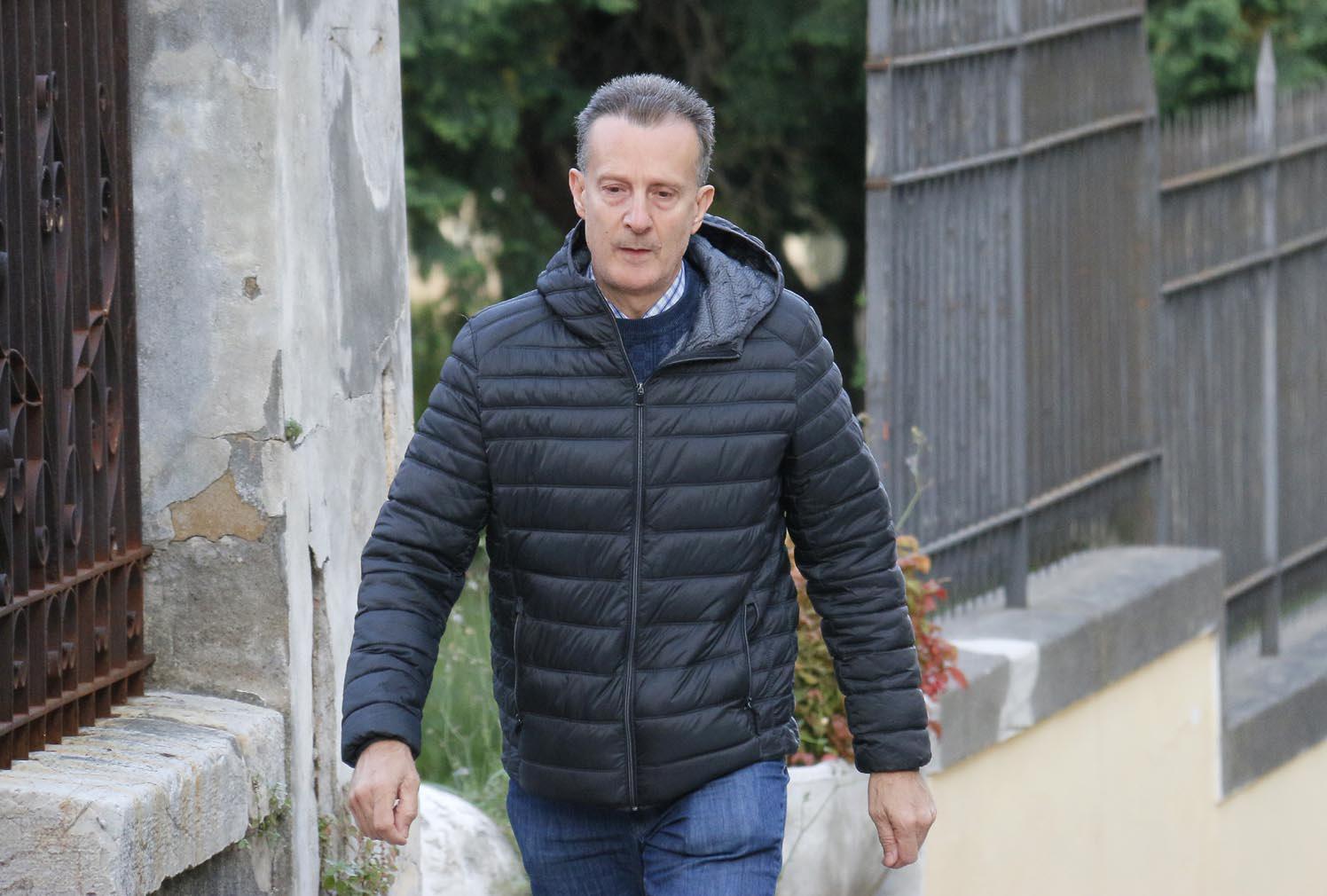 Antonio Logli all'arrivo in Comune a San Giuliano (foto Danilo Renzullo/Muzzi)