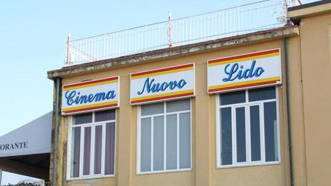 Affitto troppo alto e il cinema fa causa al Comune
