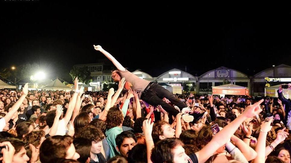 Festa della birra, o bevi o guidi