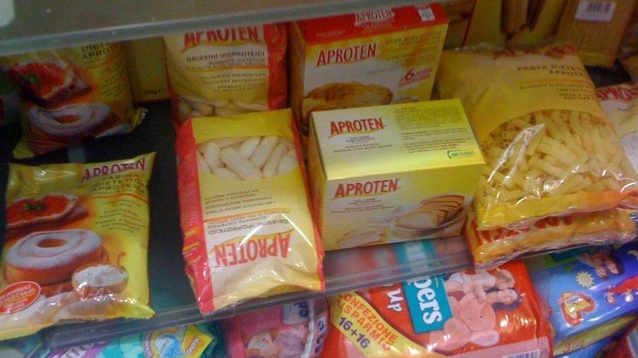 A mensa un menu con piatti per celiaci