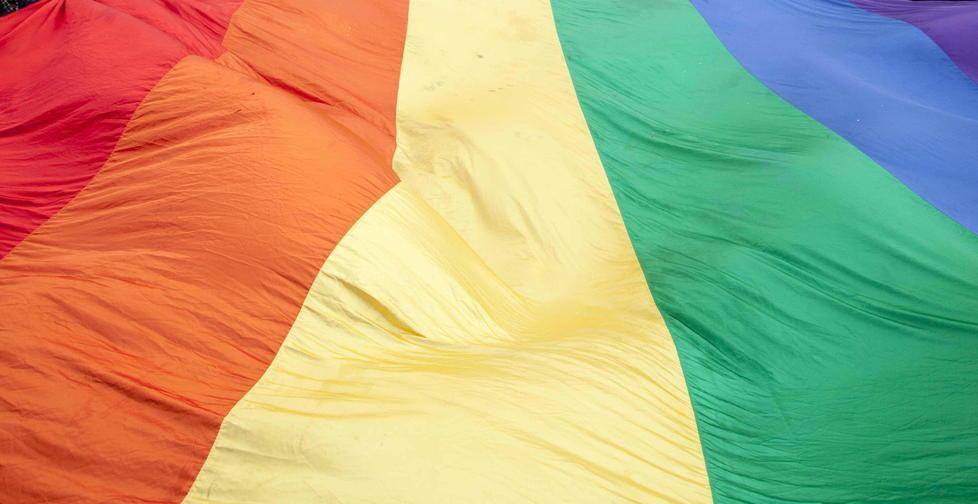 Luci arcobaleno per affermare i diritti 