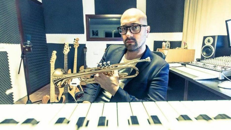È reggiano l’ultimo successo cantato da Luca Carboni