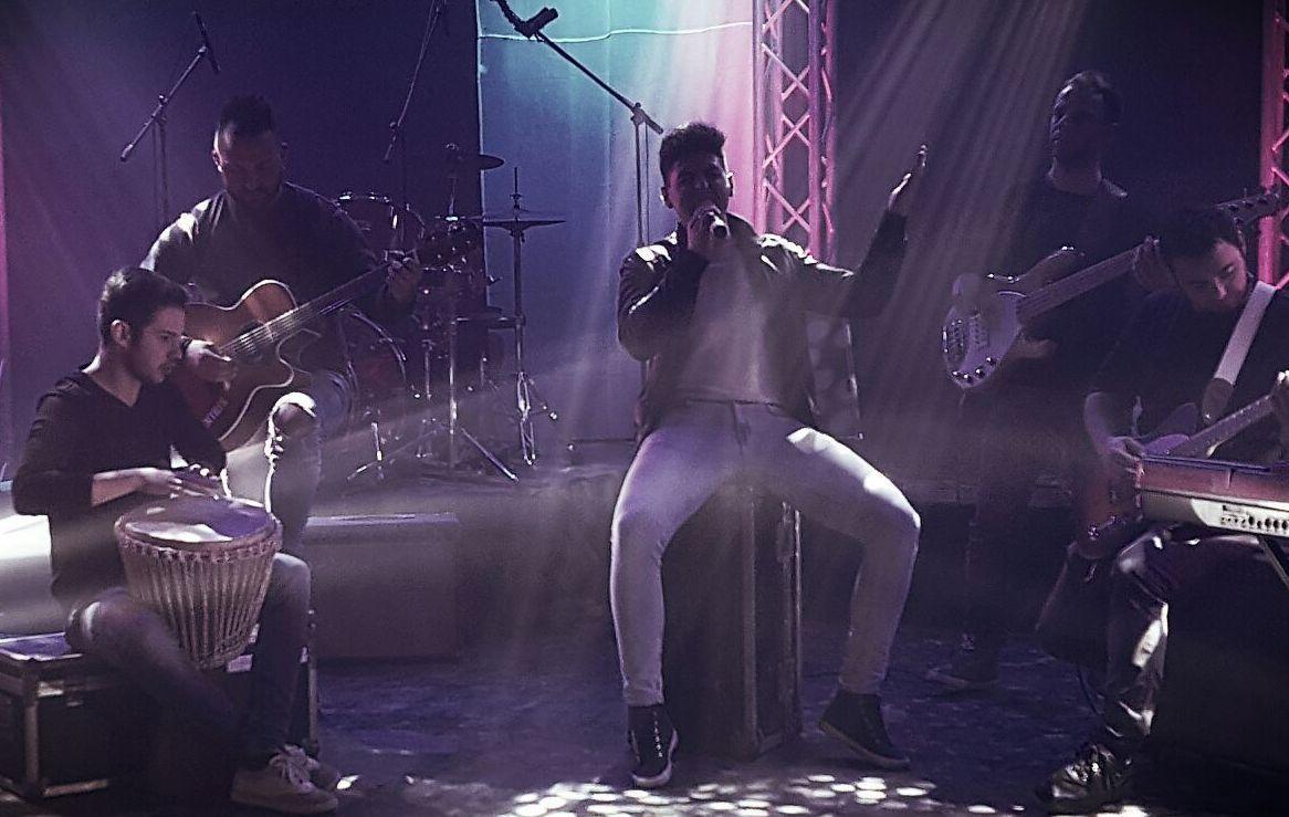 I Gentiles durante un concerto