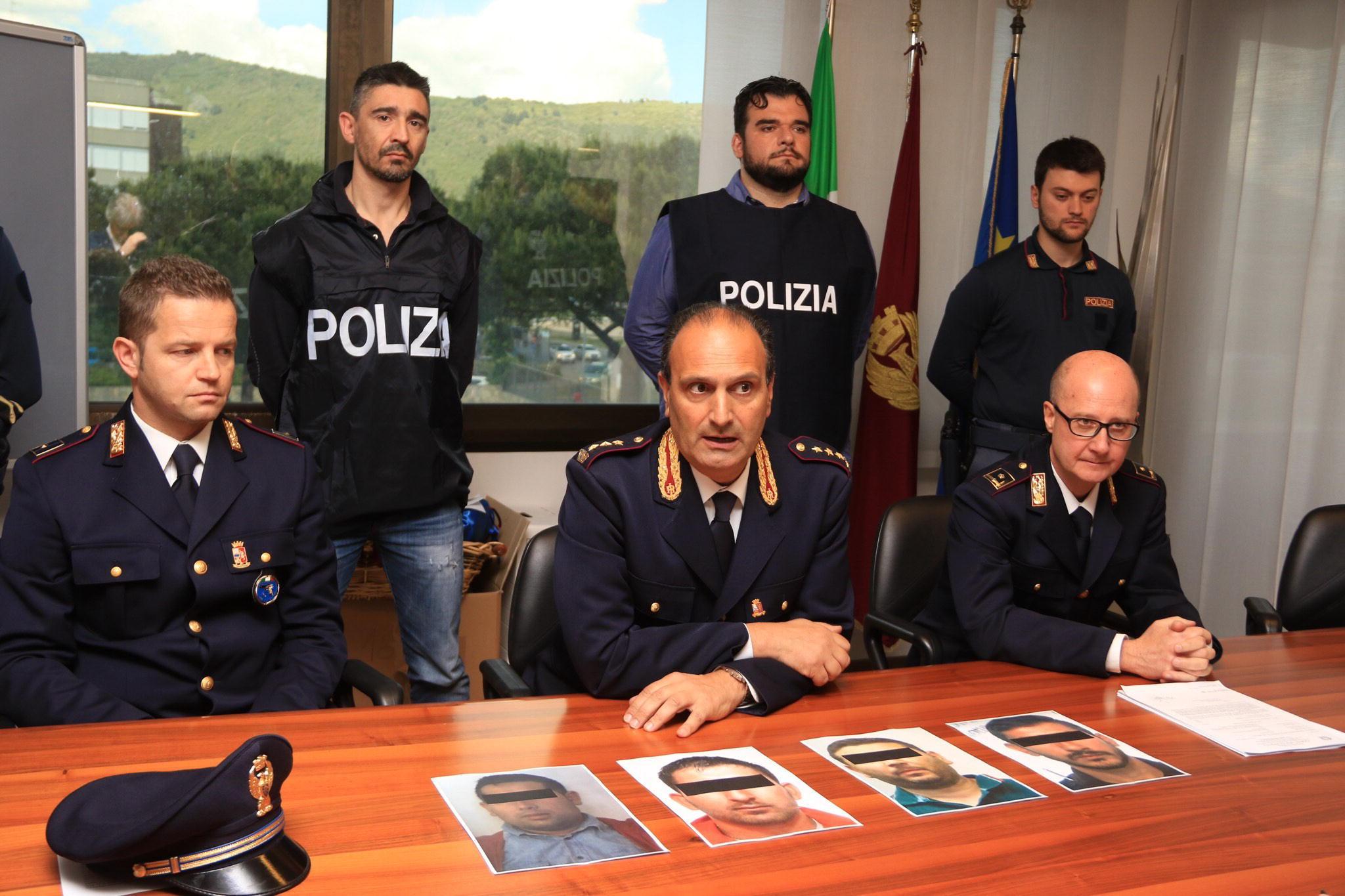 La conferenza stampa in Questura (foto Sproviero/Batavia)