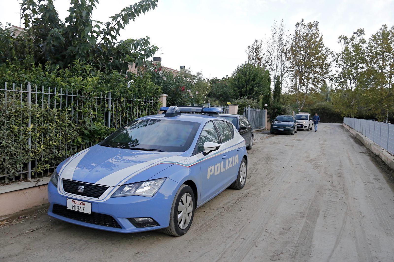 Rubano in casa all’ora di pranzo: via gioielli per 5mila euro