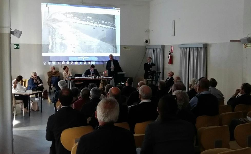 Sponda della politica per sbloccare lo stallo del porto 