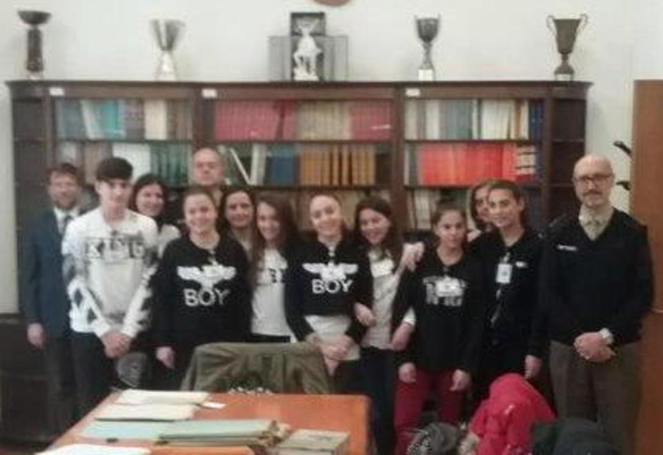 Gli studenti leggono la storia nel diario di nonno Giuseppe 