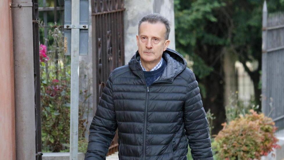 Il rientro al lavoro di Logli salutato con l’indifferenza - Video