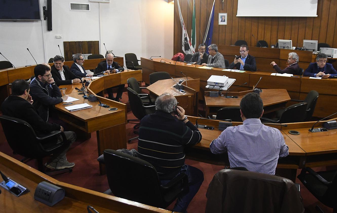 I sindaci in trincea: «Nessuno tocchi la sanità» 