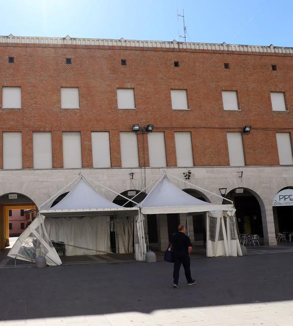 Utenza temporanea mai chiusa, ora i tubi perdono acqua