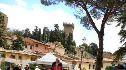 Vicopisano diventa Castello in Fiore con 120 espositori