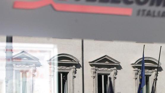 Tim, 98 posti a rischio tra Pisa e Pontedera