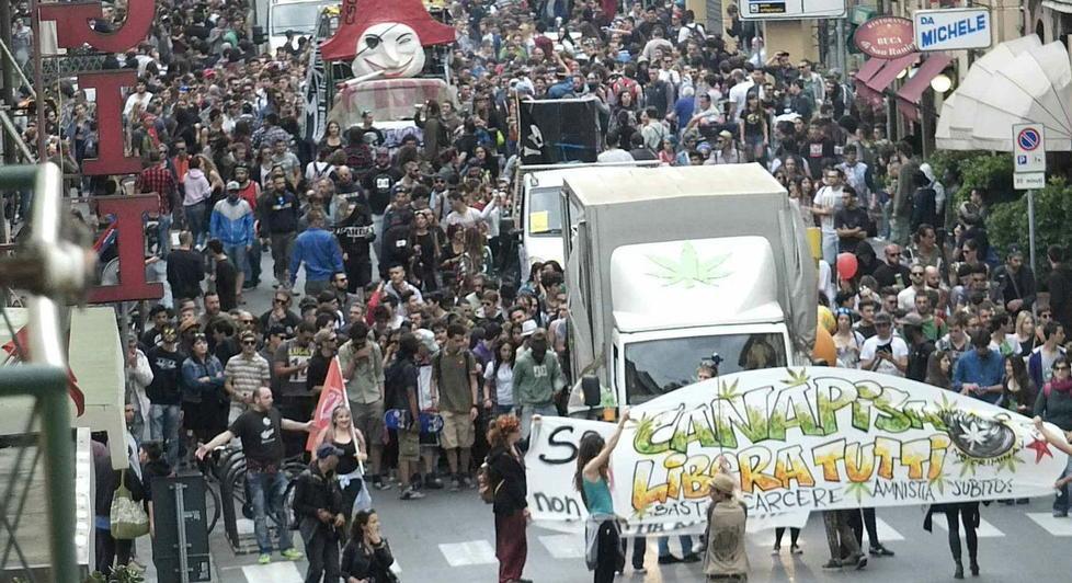 Oltre 6000 manifestanti attesi oggi per Canapisa 
