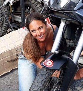 Silvia, la corsa più emozionante Parte per aiutare i campesinos