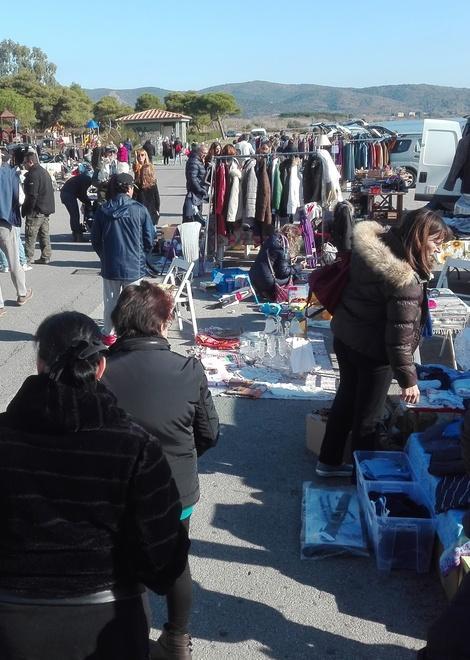 Car Boot Sale Niente sprechi e tanti affari 