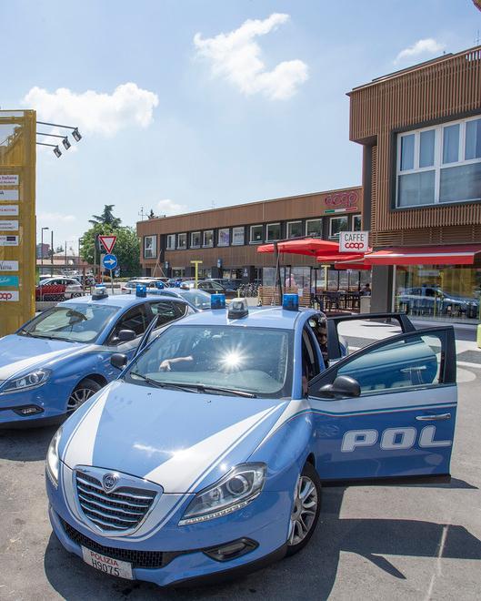 Controlli di polizia all’R-Nord, stazione Novi Sad e Gramsci