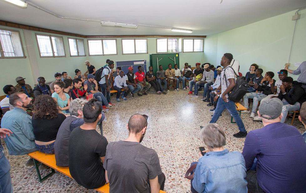 Modena, migranti mobilitati: «Fermate il Cpr e più diritti per noi» 