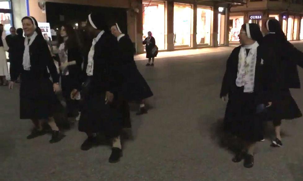 E Sister Act arriva in Passeggiata