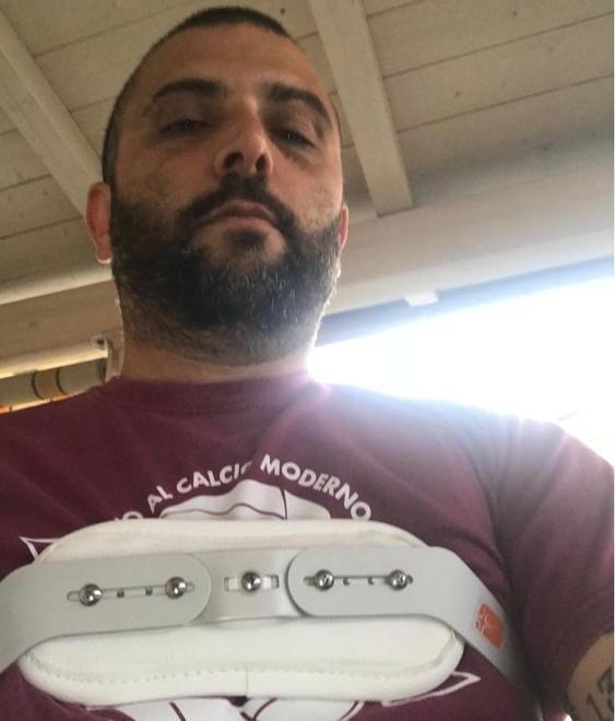 La polizia indaga sul caos alla partita e sul tifoso picchiato
