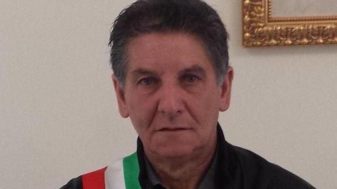 Nuova statua A Vagli un omaggio ai paracadutisti