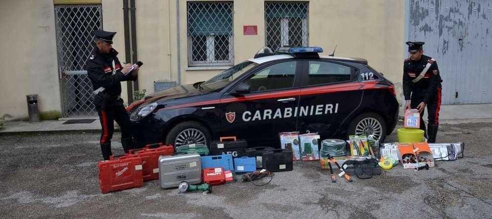 Sgominata banda di ladri La refurtiva si può visionare