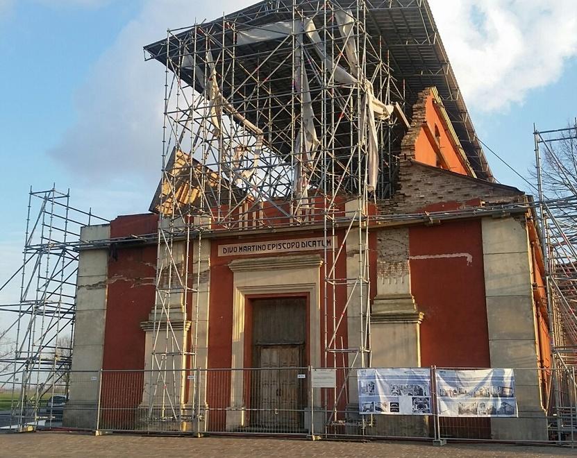 Chiesa scoperchiata Si aspetta il recupero