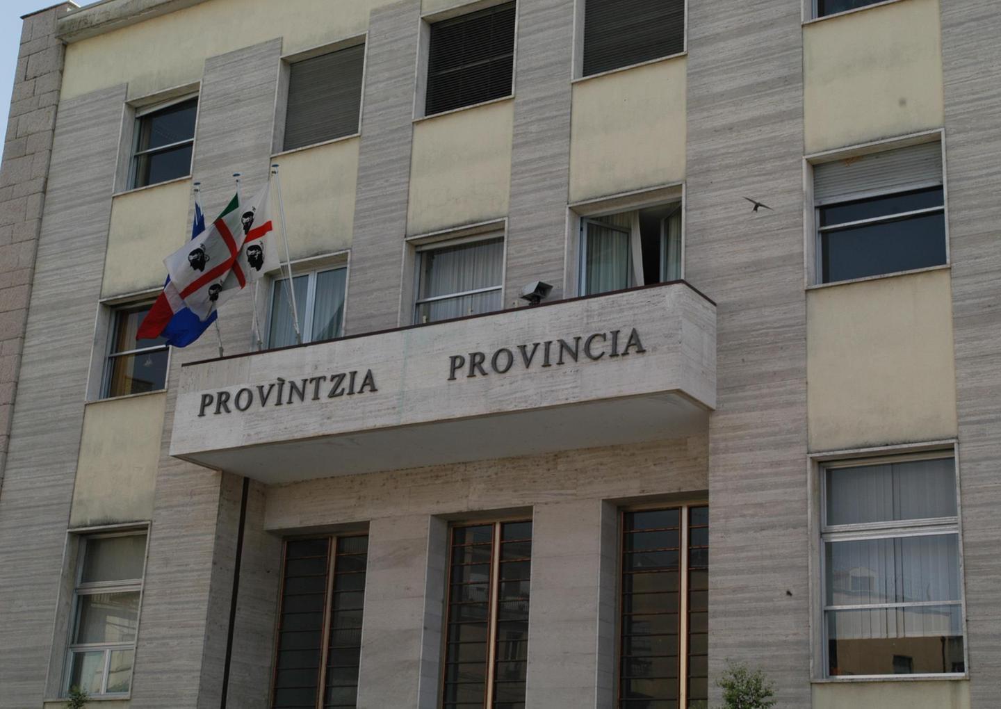 L’agonia delle Province spiraglio dalla Consulta 
