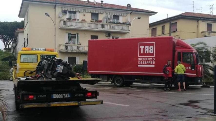 Grave dopo l’incidente in moto