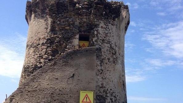 Capo Falcone, iniziato il restauro della torre 
