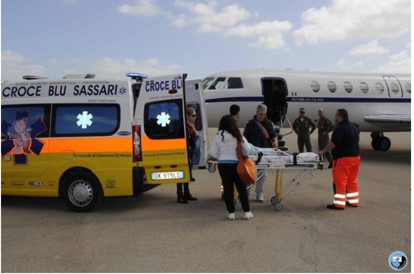 Neonata sassarese in pericolo di vita: volo militare Alghero-Ciampino