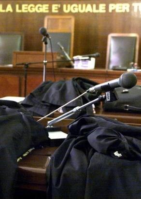 La offende dopo il parto «Sei grassa, fai schifo» 